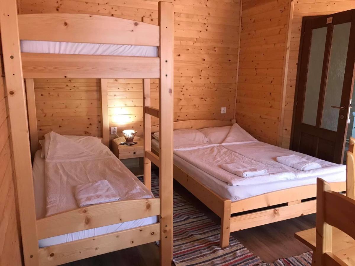 Riverside Woodhouses Praid Luaran gambar