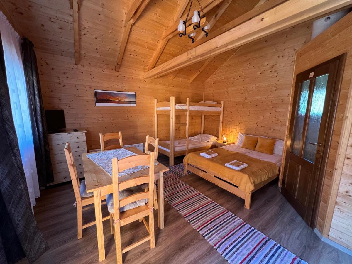 Riverside Woodhouses Praid Luaran gambar